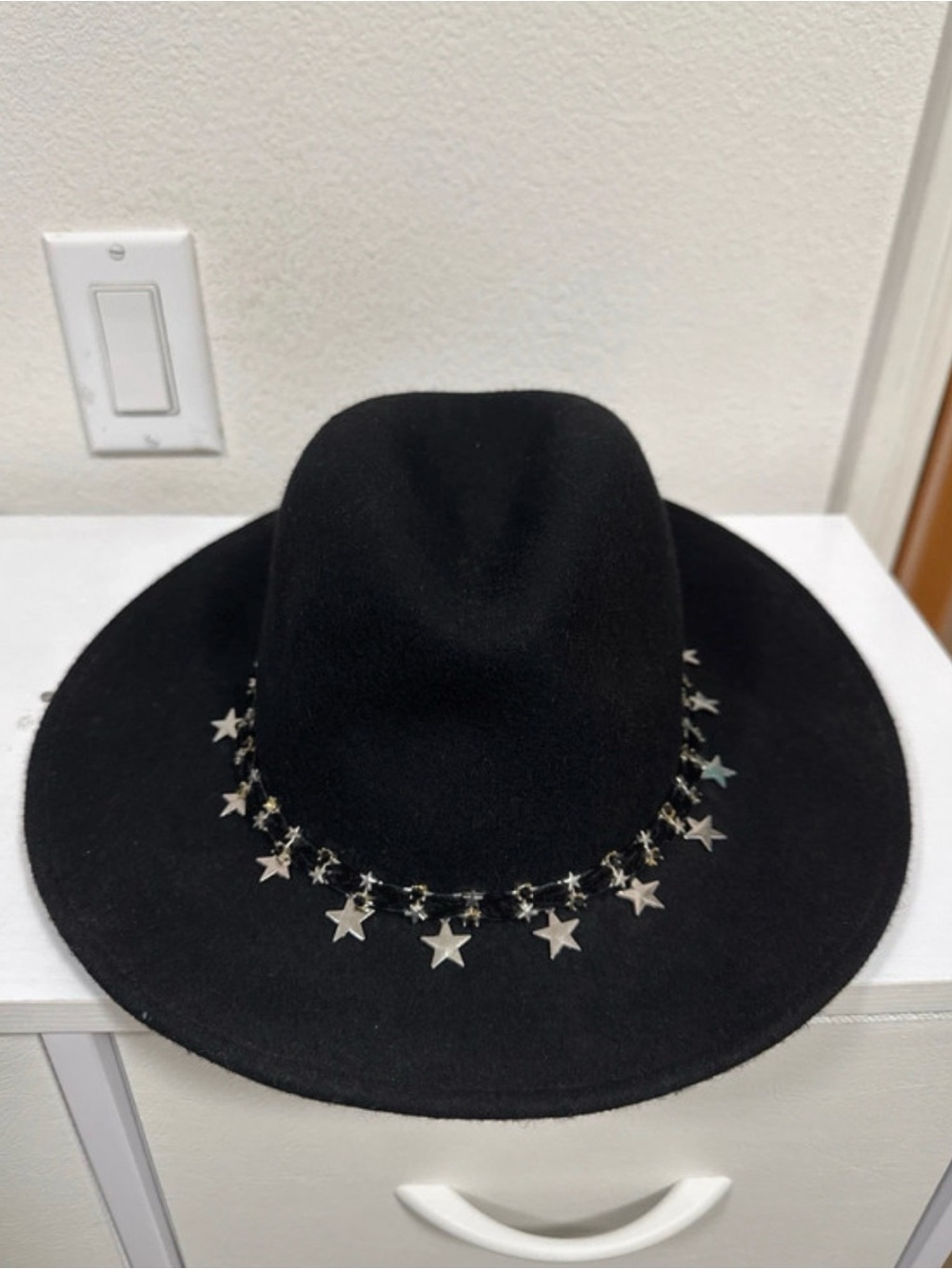 Black Star-Trim Wide Brim Hat - Women Accessories